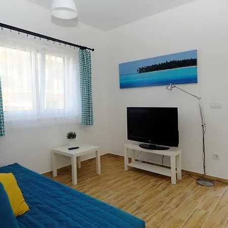 Apartment Topic Hill Split