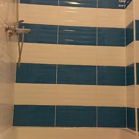 Topic Hill Apartment Split